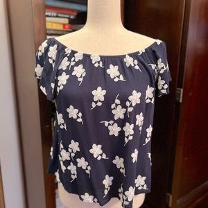 Jella C off the shoulder blouse